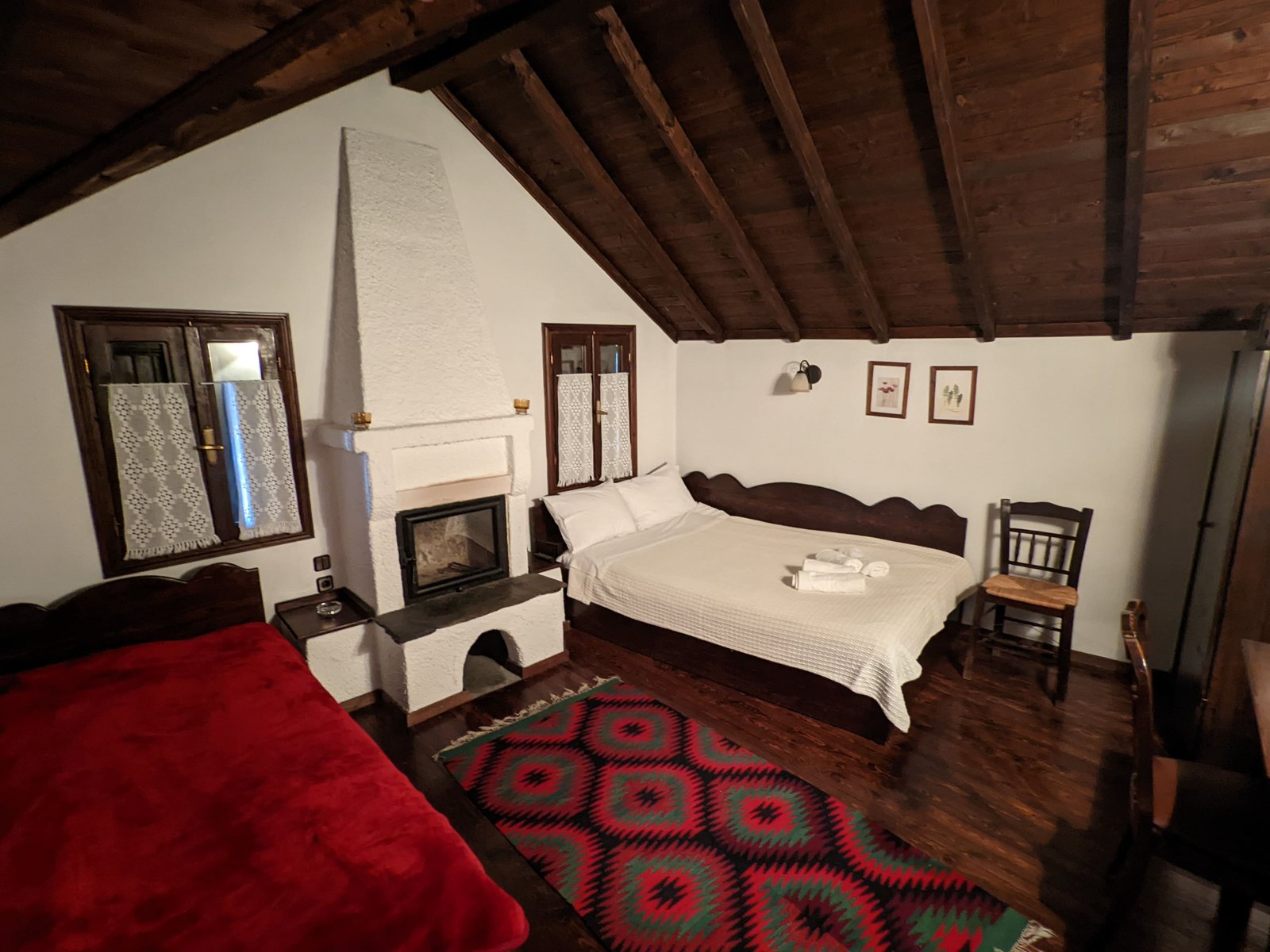 Agnanti II room — views of Mytikas and the Throne of Zeus, different layout