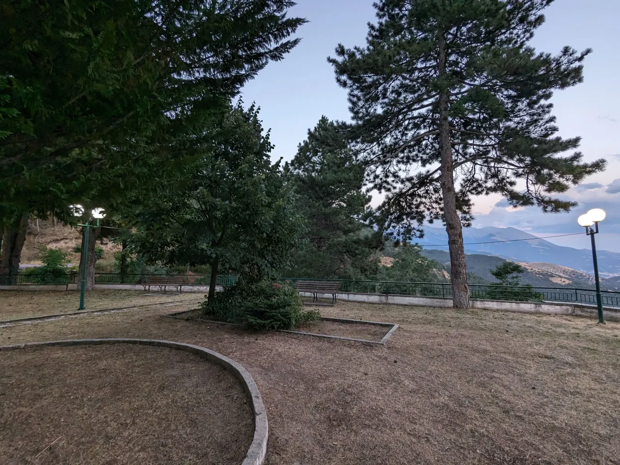Lanari Guesthouse photo gallery — Livadi and the wider region
